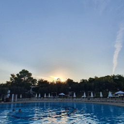 lyne21 lighteffectspace nature pool sunset goldenhour freetoedit pcchasinglight chasinglight